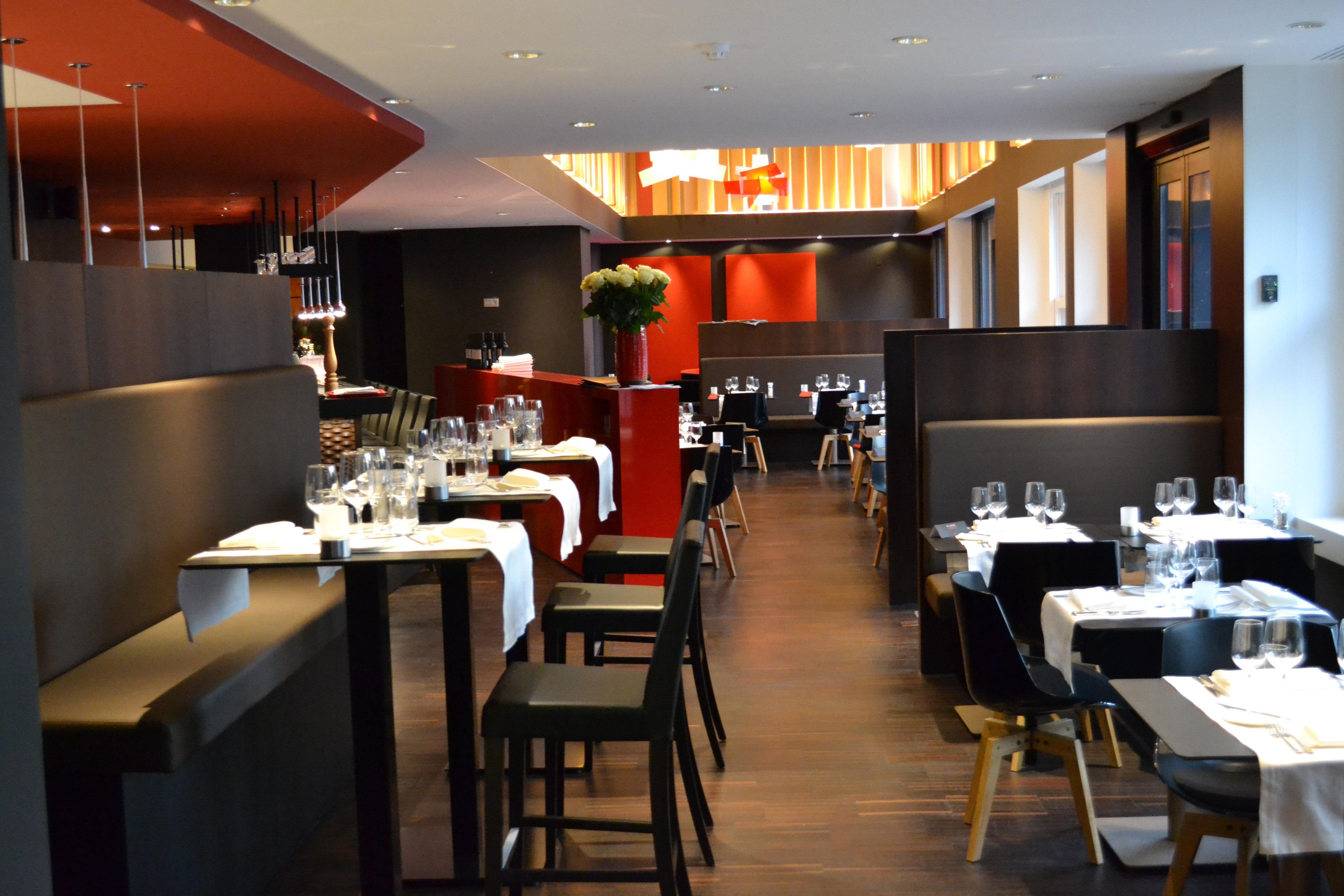 Crowne Plaza By Ihg Hotel Brujas